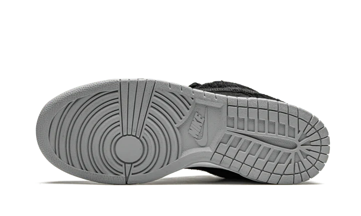 Nike SB Dunk Low Medicom Bearbrick Toy (2020) - DROP UP