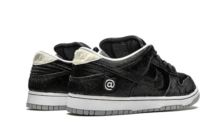 Nike SB Dunk Low Medicom Bearbrick Toy (2020)