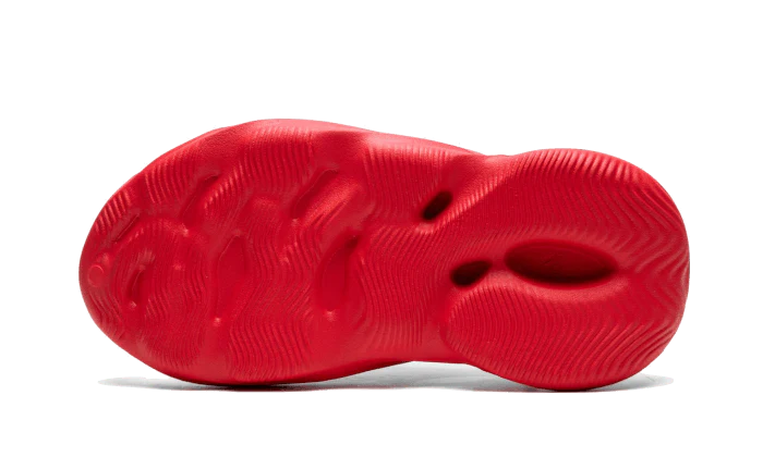 Yeezy Foam RNNR Vermillion - DROP UP